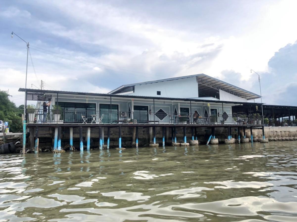 Chaiyai River Front Hotel สิชล ภายนอก รูปภาพ