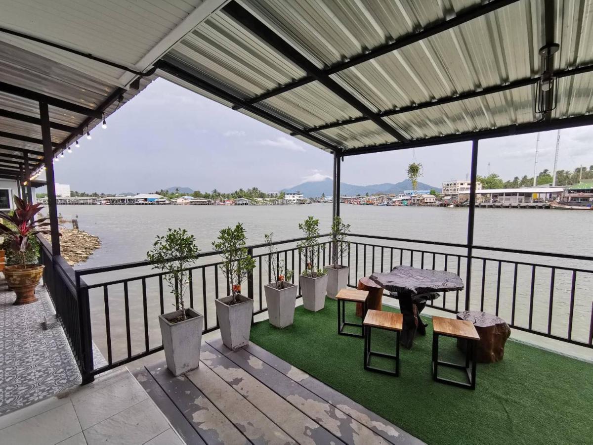 Chaiyai River Front Hotel สิชล ภายนอก รูปภาพ