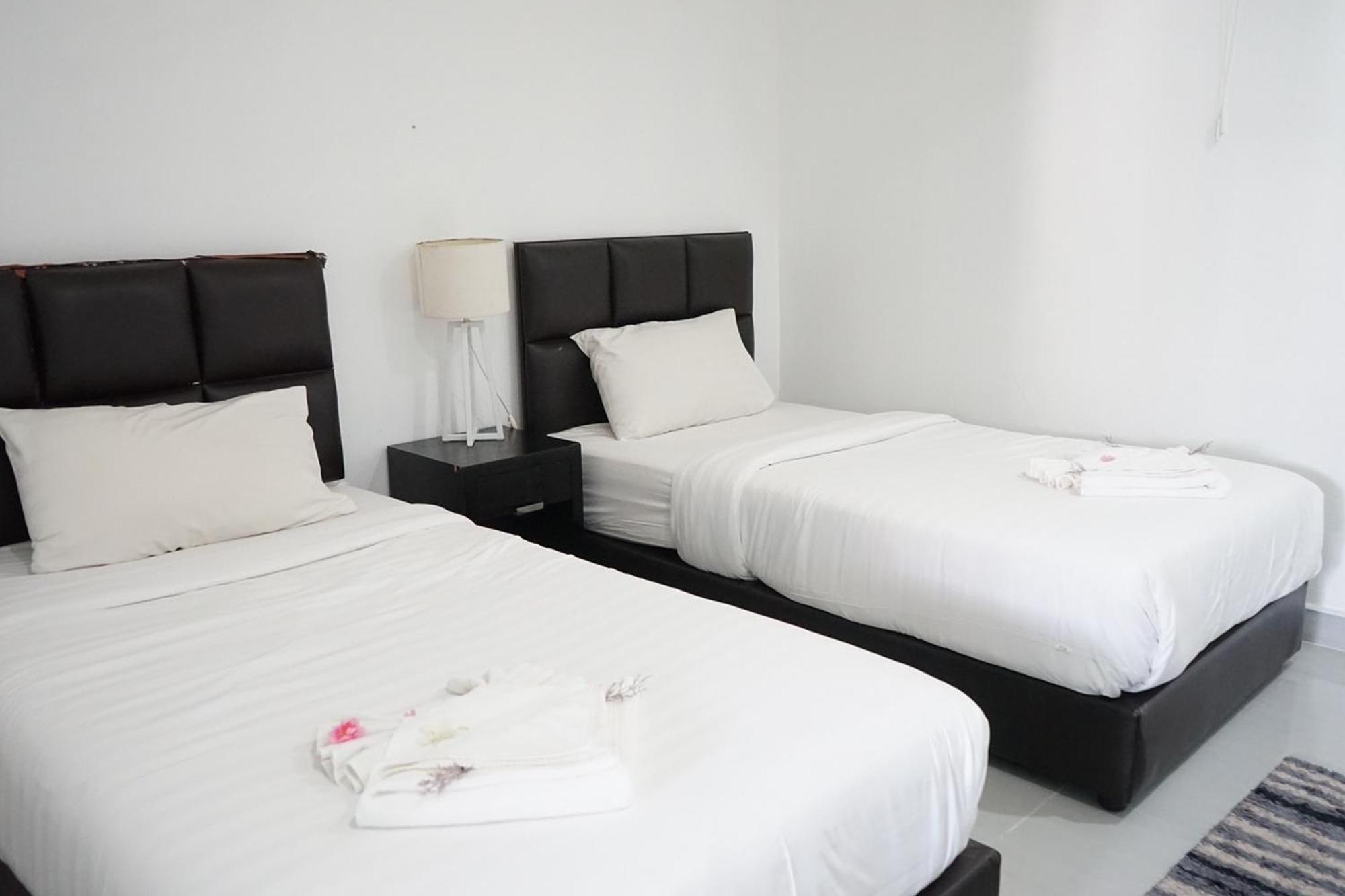 Chaiyai River Front Hotel สิชล ภายนอก รูปภาพ