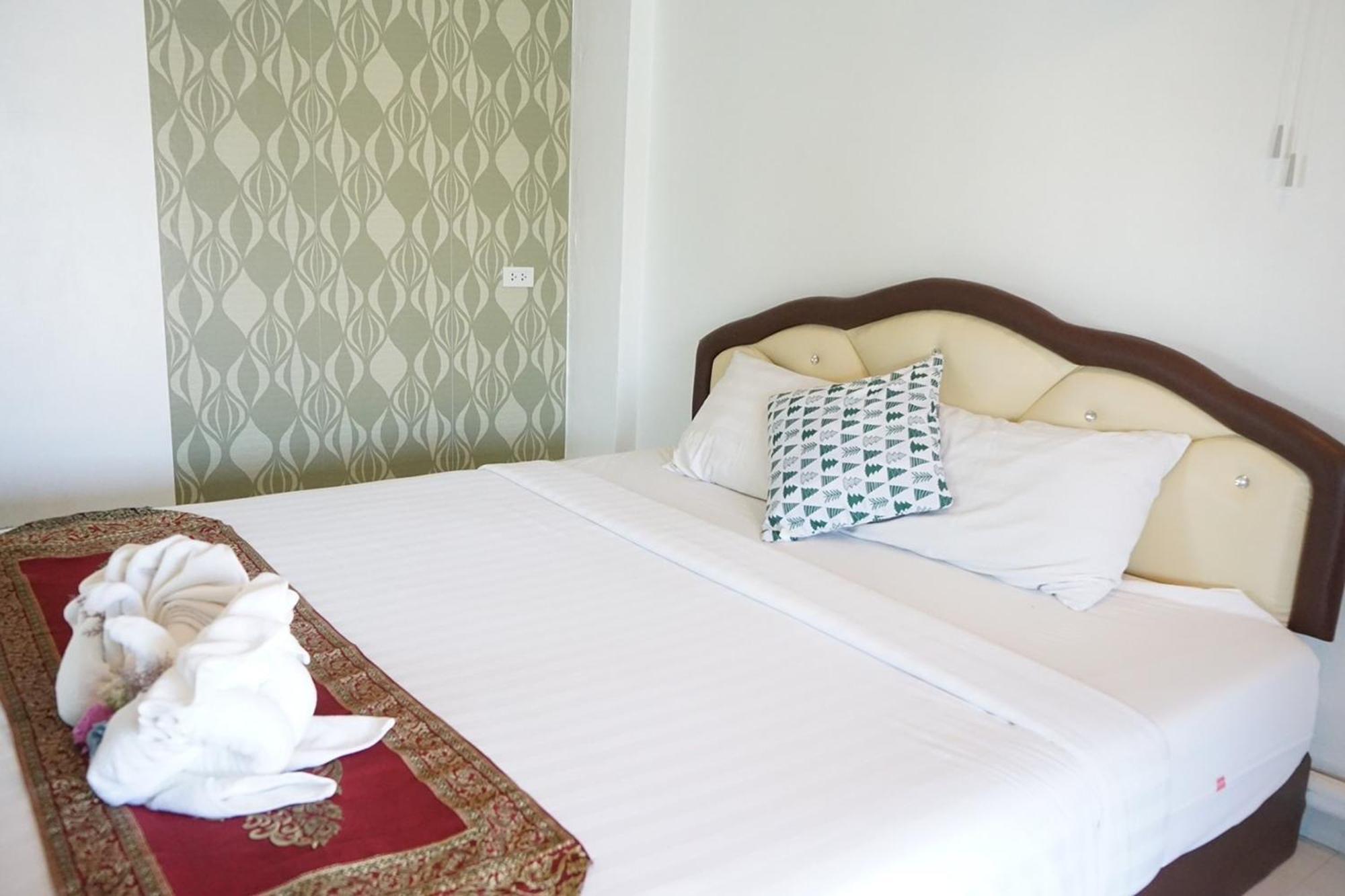 Chaiyai River Front Hotel สิชล ภายนอก รูปภาพ