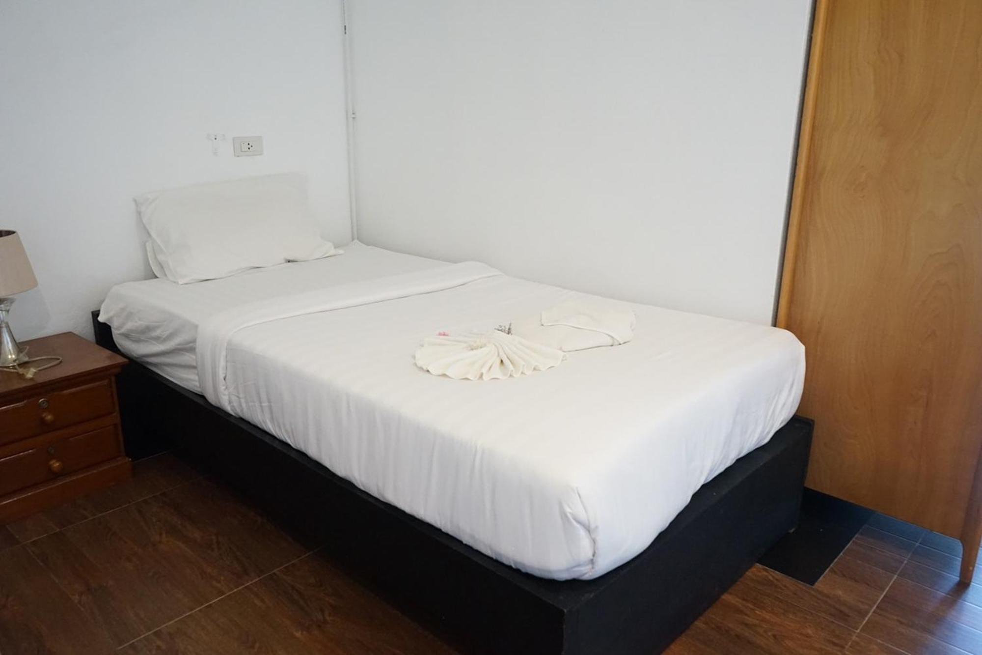 Chaiyai River Front Hotel สิชล ภายนอก รูปภาพ
