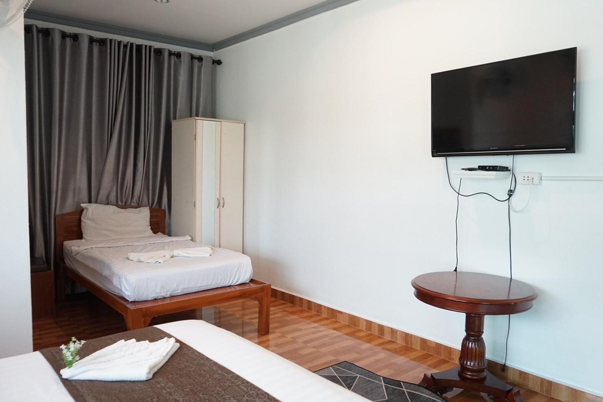 Chaiyai River Front Hotel สิชล ภายนอก รูปภาพ