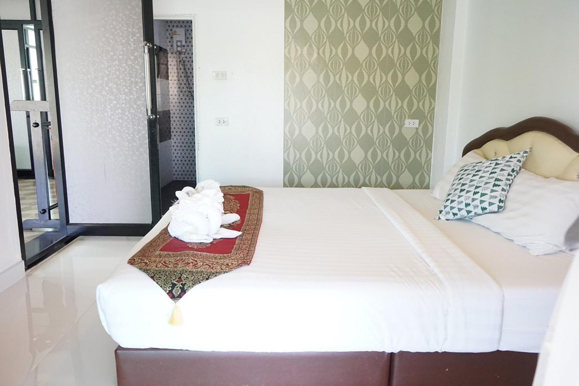 Chaiyai River Front Hotel สิชล ภายนอก รูปภาพ